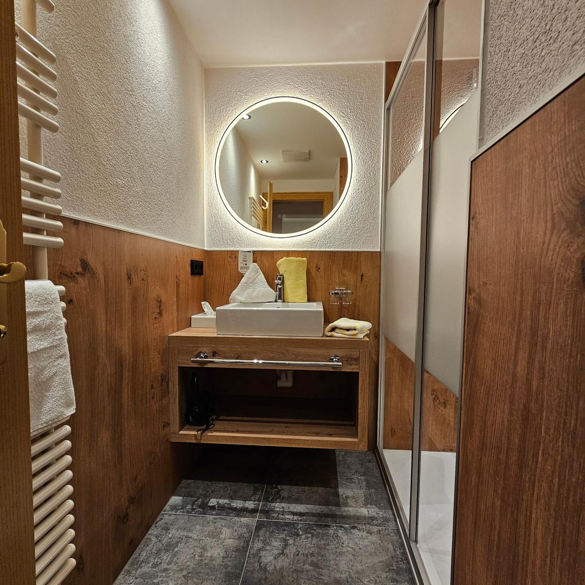 Appartements Kardona Ισγκλ Εξωτερικό φωτογραφία
